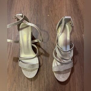 Silver glitter, high heel